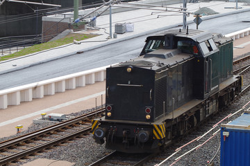 Obraz premium Hamburger Hafenbahn, Diesellokomotive auf Leerfahrt