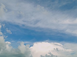 Obraz premium black and white clouds with blue sky