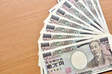 一律10万円!!...