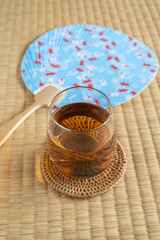 むぎ茶　Japanese summer cold drink (barley tea)
