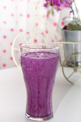 smoothie purple homemade fresh attractive healthy