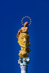 Fototapeta premium statue of virgin mary