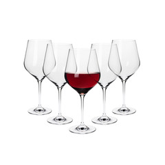 Full and empty transparency wine glasses