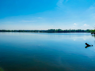 Fototapeta premium The view of the lake is always beautiful. 