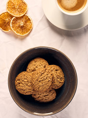Galletas casera de avena y pan casero 