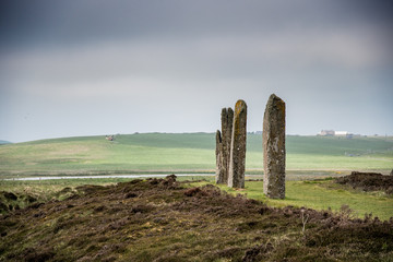 sfondo con pietre antiche celtiche messe in piedi