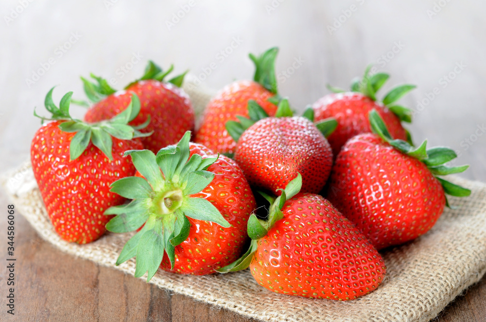 Poster fresh strawberry