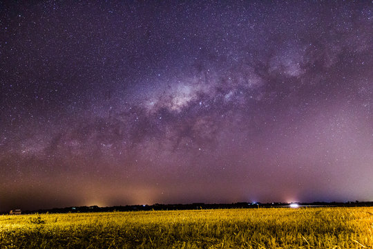 Via L&aacute;ctea no Horizonte 