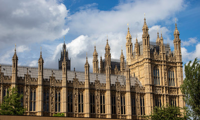 Fototapeta na wymiar parliament building in London