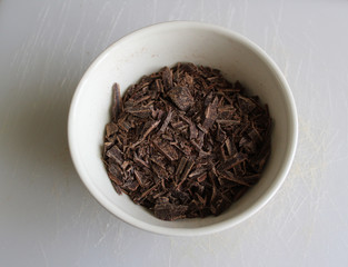 bol de chocolat émietté