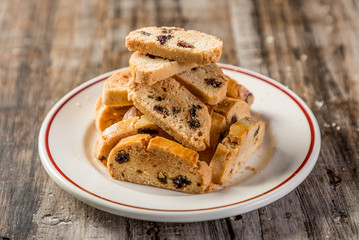mini chocolate chip cookies ready to eat 