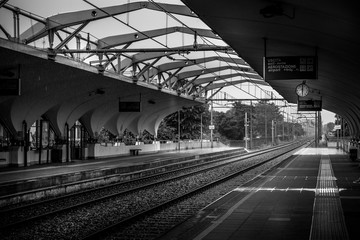 Fototapeta na wymiar Stazione ferroviaria di Torino Caselle