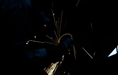 cutting iron with angle grinder
