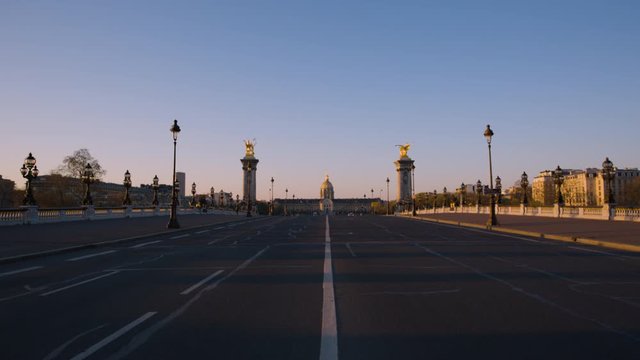 Pont Alexandre III Bridge Alexander Paris Coronavirus Confinement Landmark Lockdown Vide Empty Sunrise Lever de Soleil