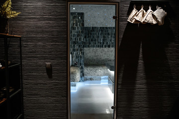 glass door entrance сдщыу гз. Interior of luxury turkish bath hammam. Traditional Turkish bathroom. Classic Turkish sauna hammam - obrazy, fototapety, plakaty