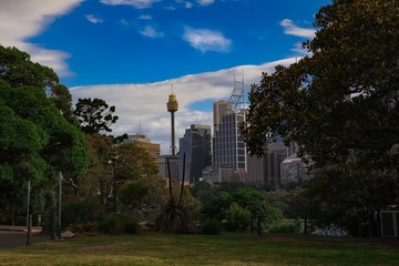Fototapeta premium Panoramic view of Sydney Harbour foreshore on a partly cloudy and blue sky