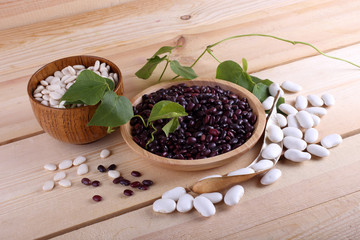 Kidney beans on table