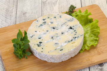 Round blue cheese