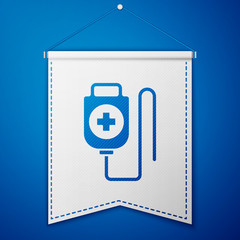 Blue IV bag icon isolated on blue background. Blood bag. Donate blood concept. The concept of treatment and therapy, chemotherapy. White pennant template. Vector Illustration