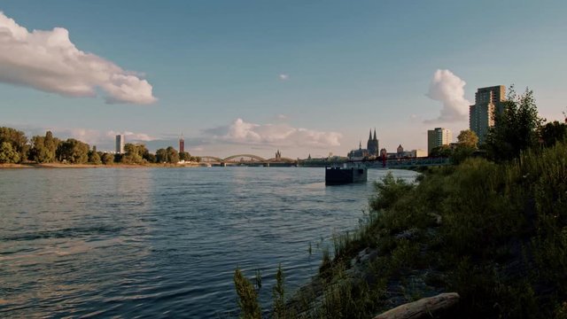 Panorama K&ouml;ln with Hohenzollern Br&uuml;cke in afternoon - Cologne, Germany  Establisher 4K + Atmo