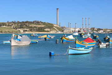 Luzzi dans la baie de Marsaxlokk, Malte