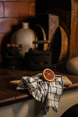 Metà di arancio rosso