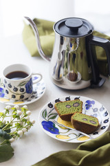黒豆が入った抹茶マフィン