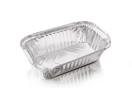 Disposable aluminum foil bbq container dish cooking trays isolated on white background