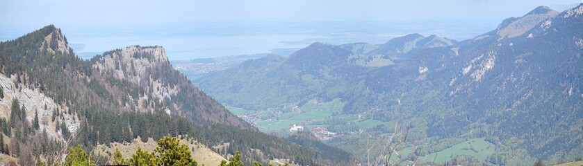 Obraz premium Wandern oberhalb von Aschau