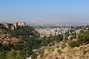 Fototapeta na wymiar Granada landscape, with the Alhambra and the city in the background