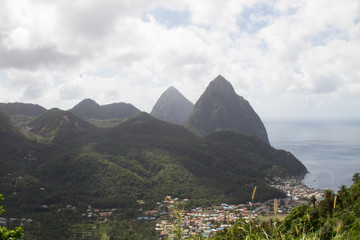 Pitons St Lucia