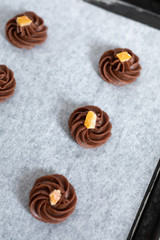 自宅でお菓子作り　ガナッシュクッキー　焼く前のクッキー生地
