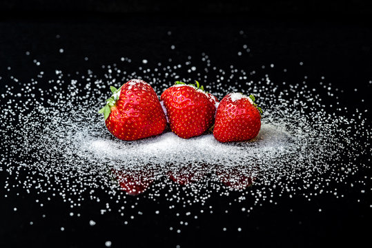 Erdbeeren mit Zucker