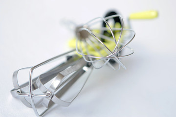 Ustensile de cuisine sur fond neutre, Batteur