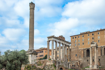 Column of Phocas (in italian Colonna di Foca e Arco di Settimo Severo e Tempio di Saturno) Foro Romano Rome Italy