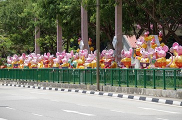 Fototapeta premium Singapore, circa march 2020: Comic mouses in the streets of chinatown