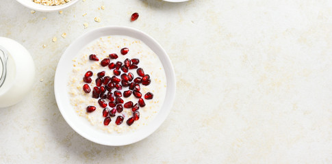 Pomegranate oats porridge