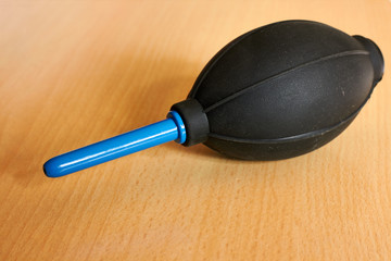 air blower for cleaning computer equipment