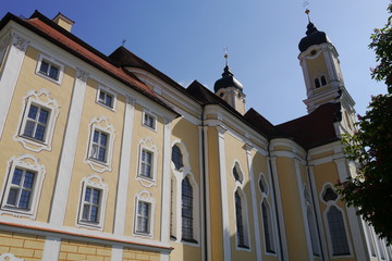 Obraz premium Klosterkirche Barockfassade Kloster Roggenburg