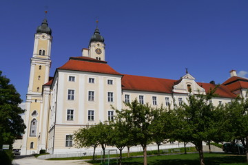 Fototapeta na wymiar Kloster Roggenburg
