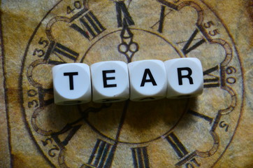slowo tear © czany