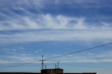 Fototapeta na wymiar clouds of unusual shape, clouds in the sky, beautiful sky background