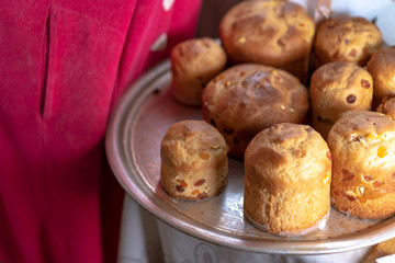 Easter cakes of different sizes for Easter