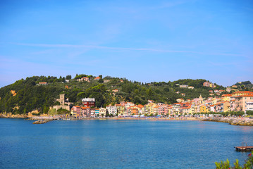 view of the bay of San Terenzo Iyaly