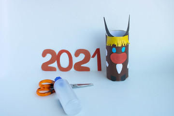 Step-by-step instructions. Step 6 Create a paper craft from a toilet sleeve. Brown bull....