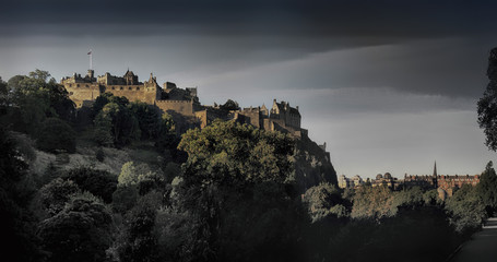 Edinburgh castles history architecture building engineering tower Scotland whiskey tourism  Independence
