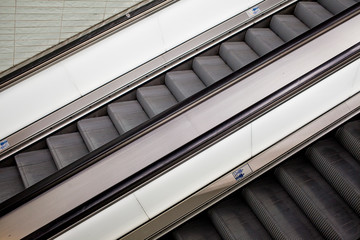 escalator