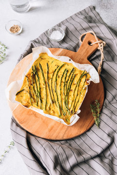 Vegan quiche with wild asparagus