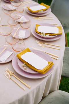 Textured tabletops