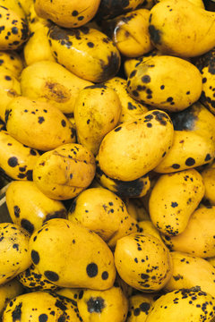 Mango fruit pile